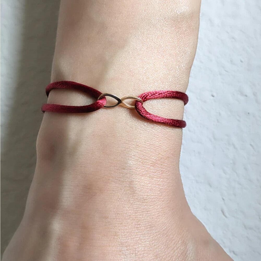 18k Gold Infinity Bracelet
